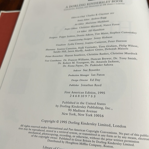 DK Hardcover Nonfiction Book: The Human Body Illustrated Guide 1995 EC - Picture 3 of 11